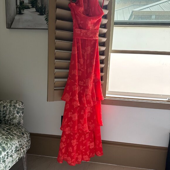 Ralph Lauren's Georgette Tiered Halter Gown Size 2 - Picture 5 of 9